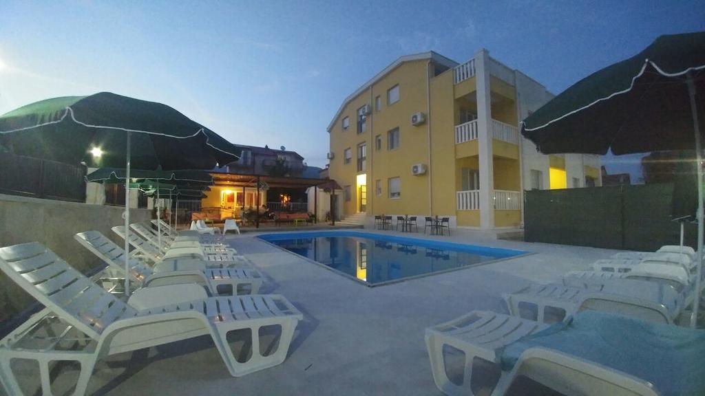 Villa Iva-Dom Каштела Экстерьер фото